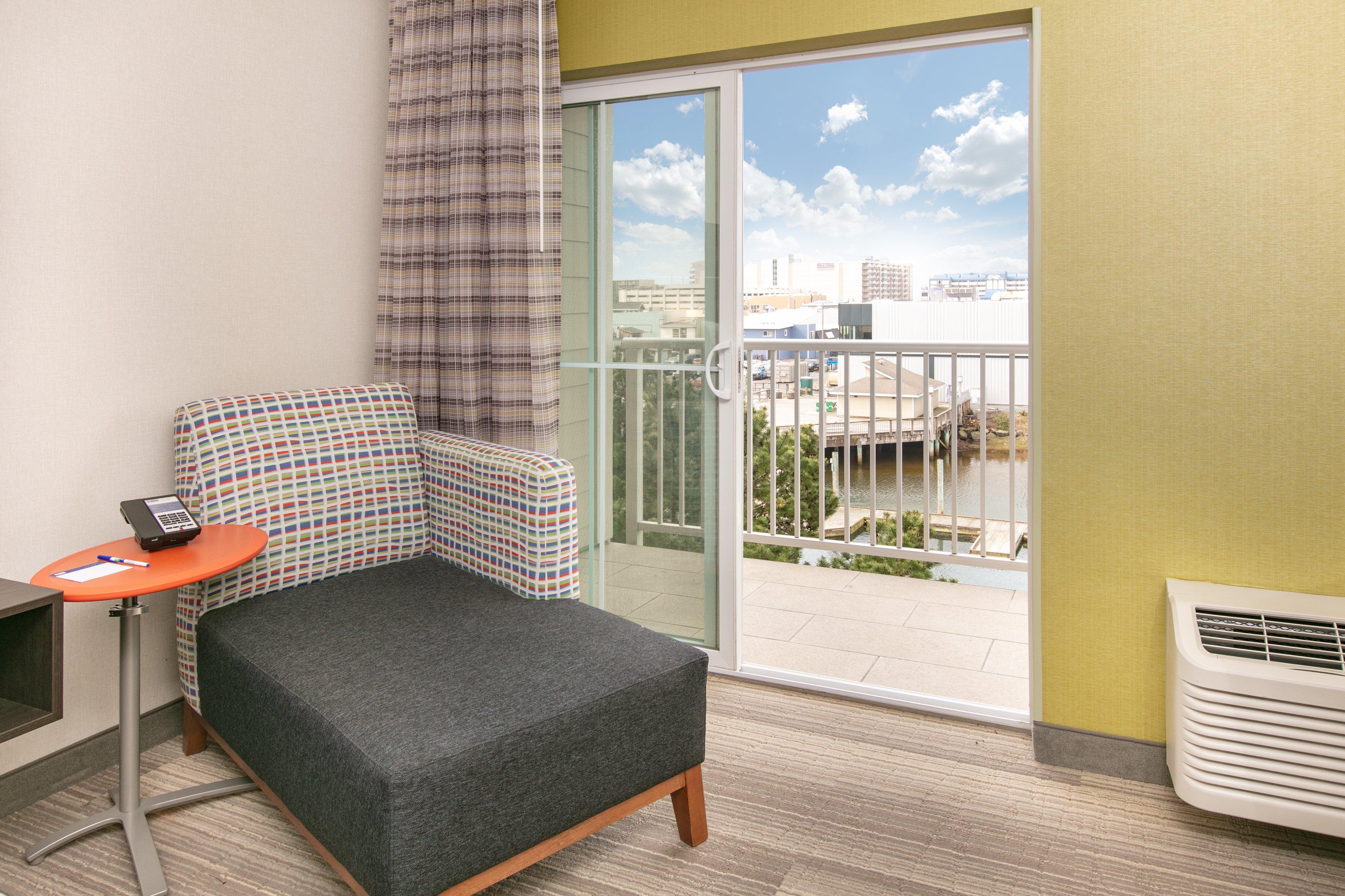 Holiday Inn Express Hotel & Suites Seaside Convention Center By Ihg Exteriör bild