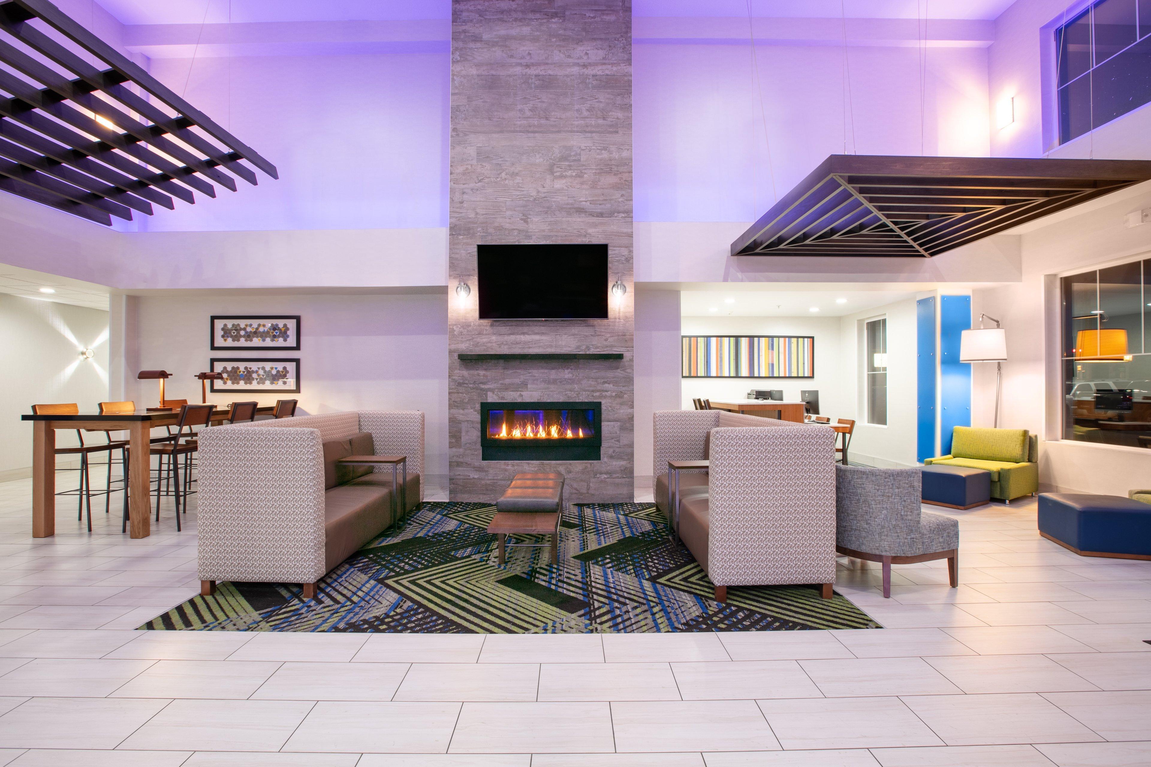 Holiday Inn Express Hotel & Suites Seaside Convention Center By Ihg Exteriör bild